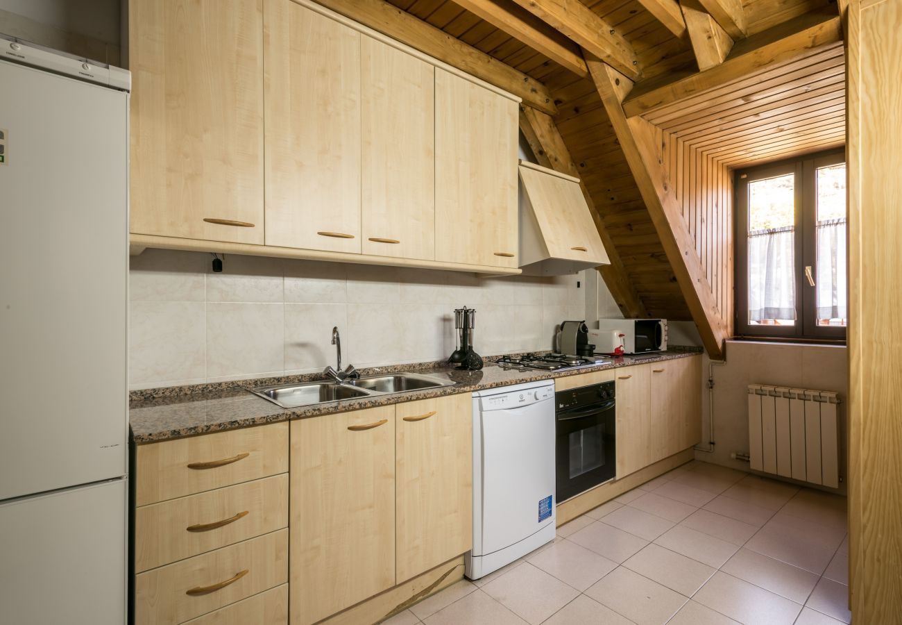 Apartamento en Vielha e Mijaran - Montcorbison by Totiaran