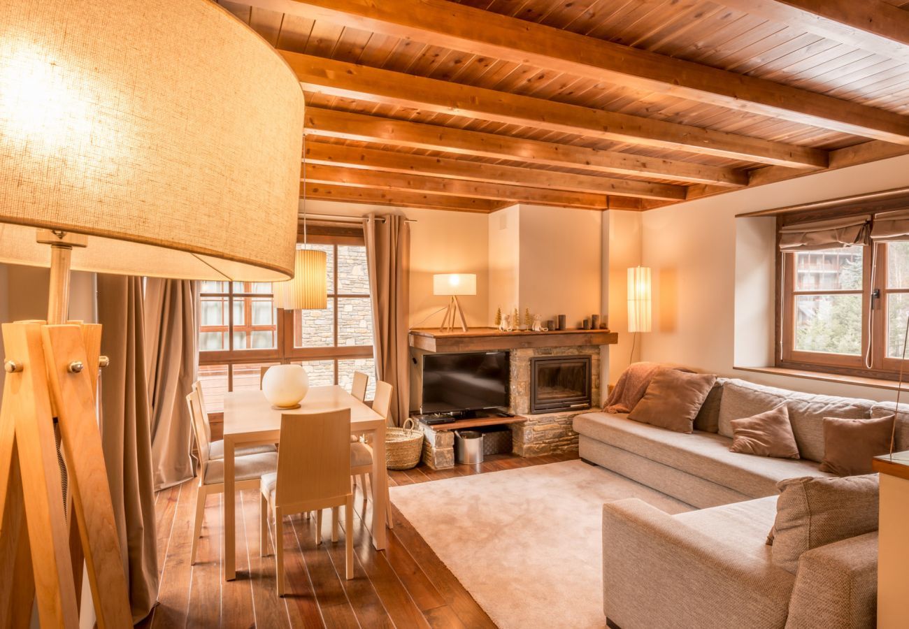 Apartment in Baqueira - Costarjas by Totiaran