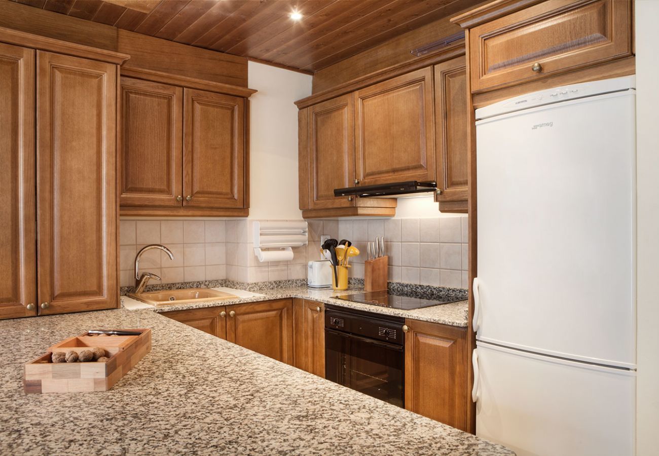 Apartment in Baqueira - Craba by Totiaran