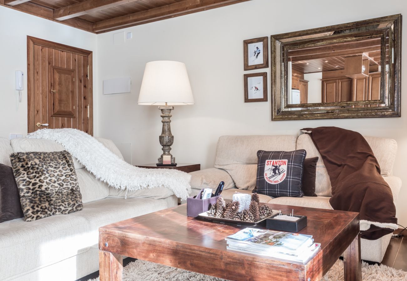 Apartment in Baqueira - Craba by Totiaran