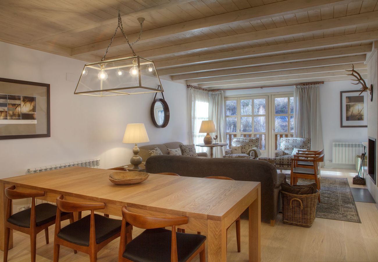 House in Baqueira - Casa Hereisho by Totiaran