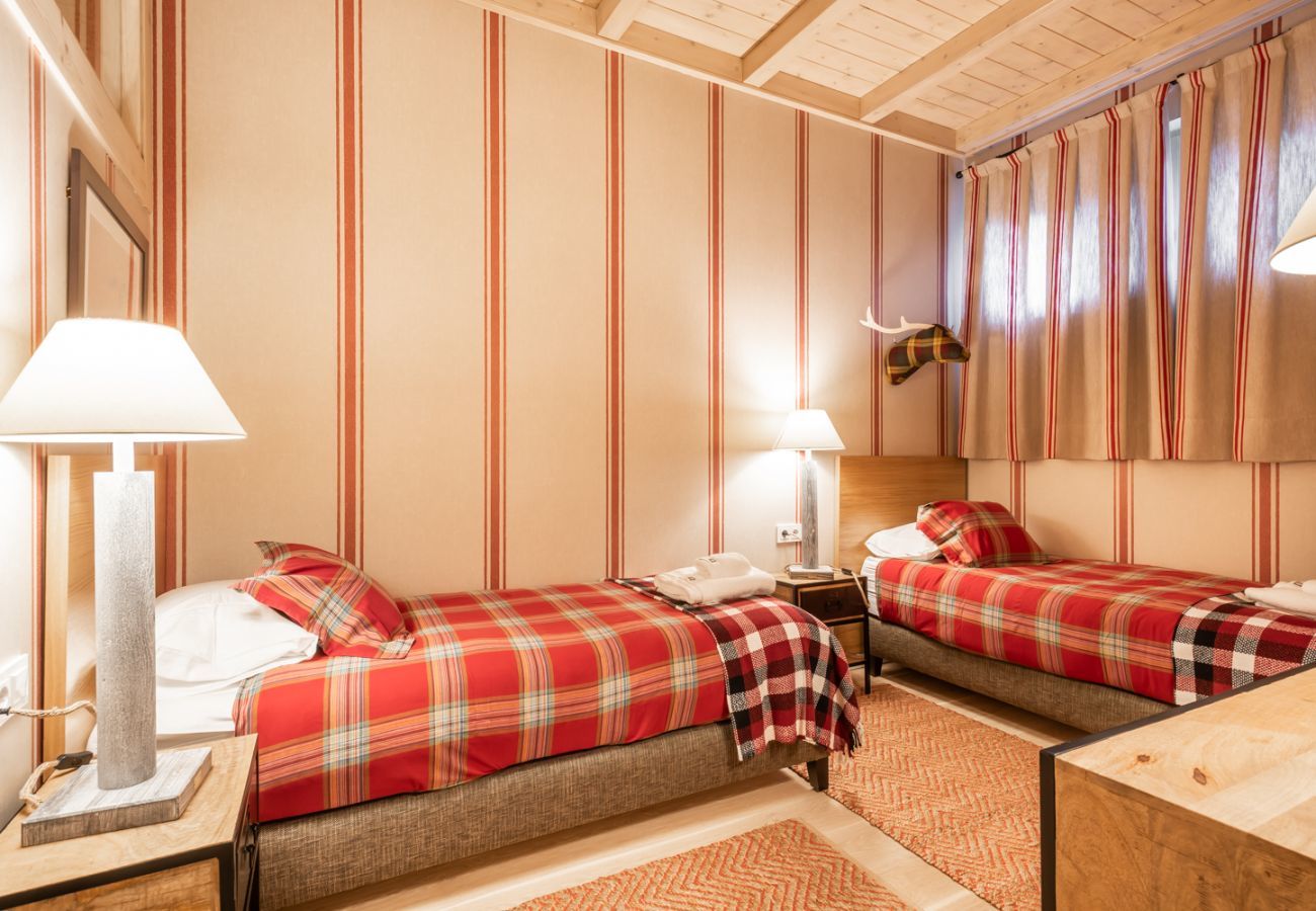 House in Baqueira - Casa Hereisho by Totiaran