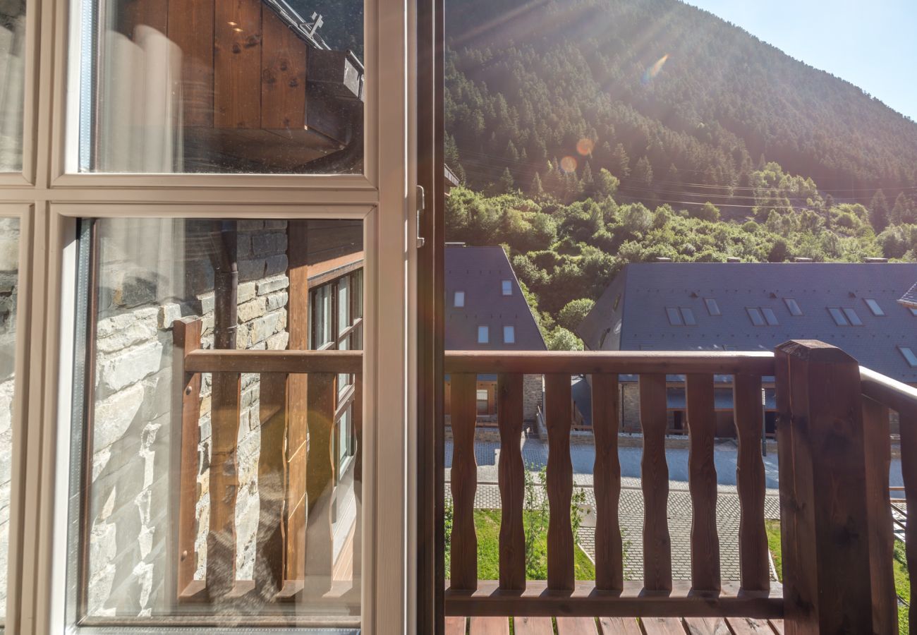 House in Baqueira - Casa Lobo by Totiaran