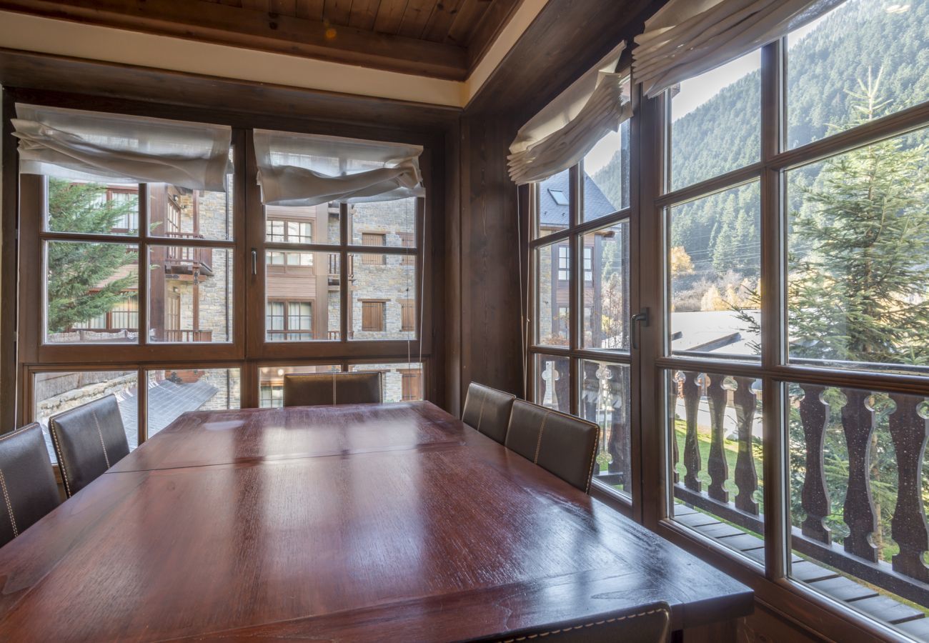 Apartment in Baqueira - Jordana by Totiaran