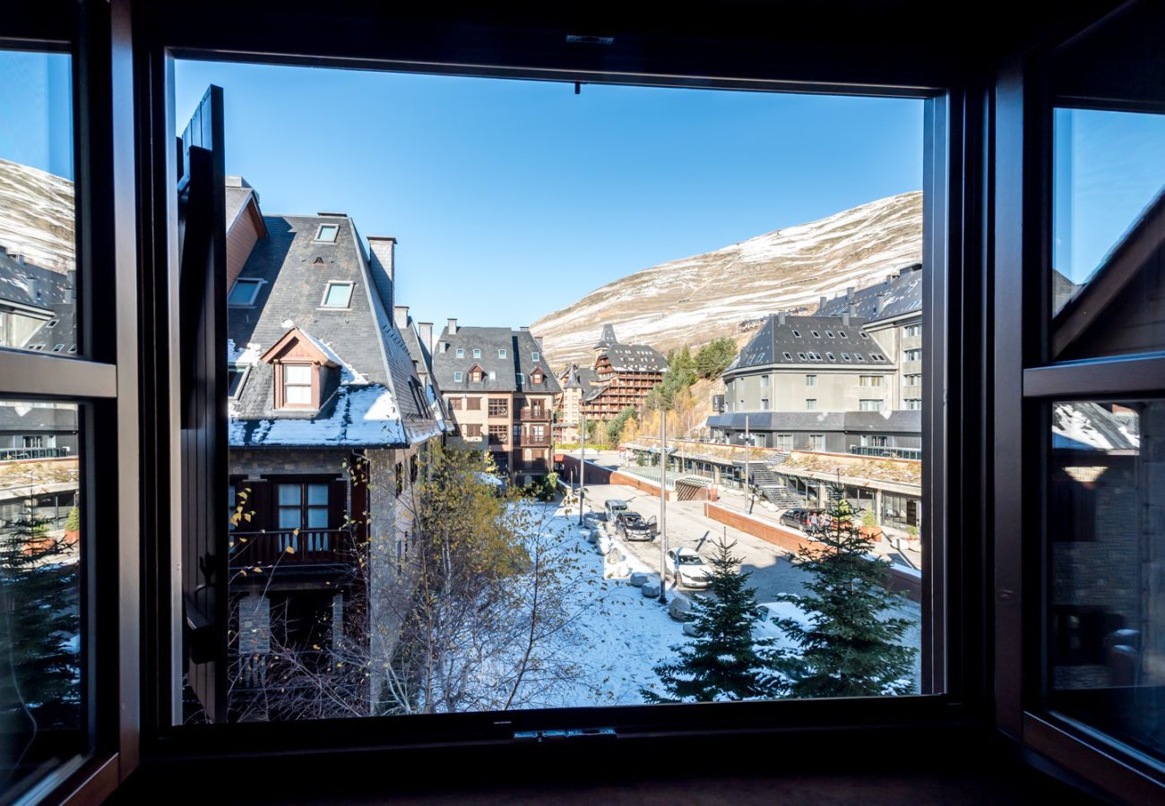 Apartment in Baqueira - Restanca by Totiaran