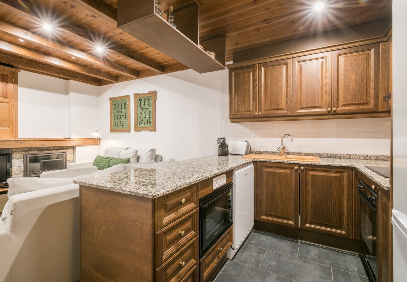 Apartment in Baqueira - Ribereta by Totiaran