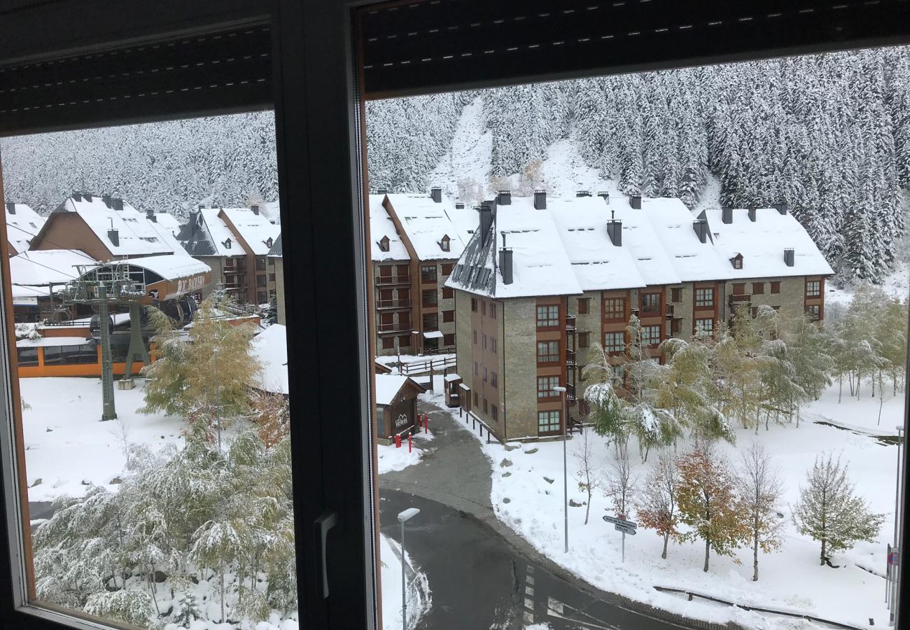 Apartment in Baqueira - Carlac by Totiaran