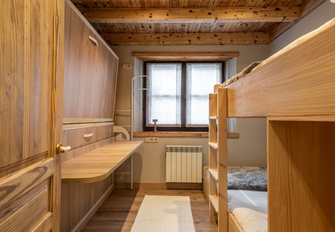 Apartment in Baqueira - Molieres by Totiaran