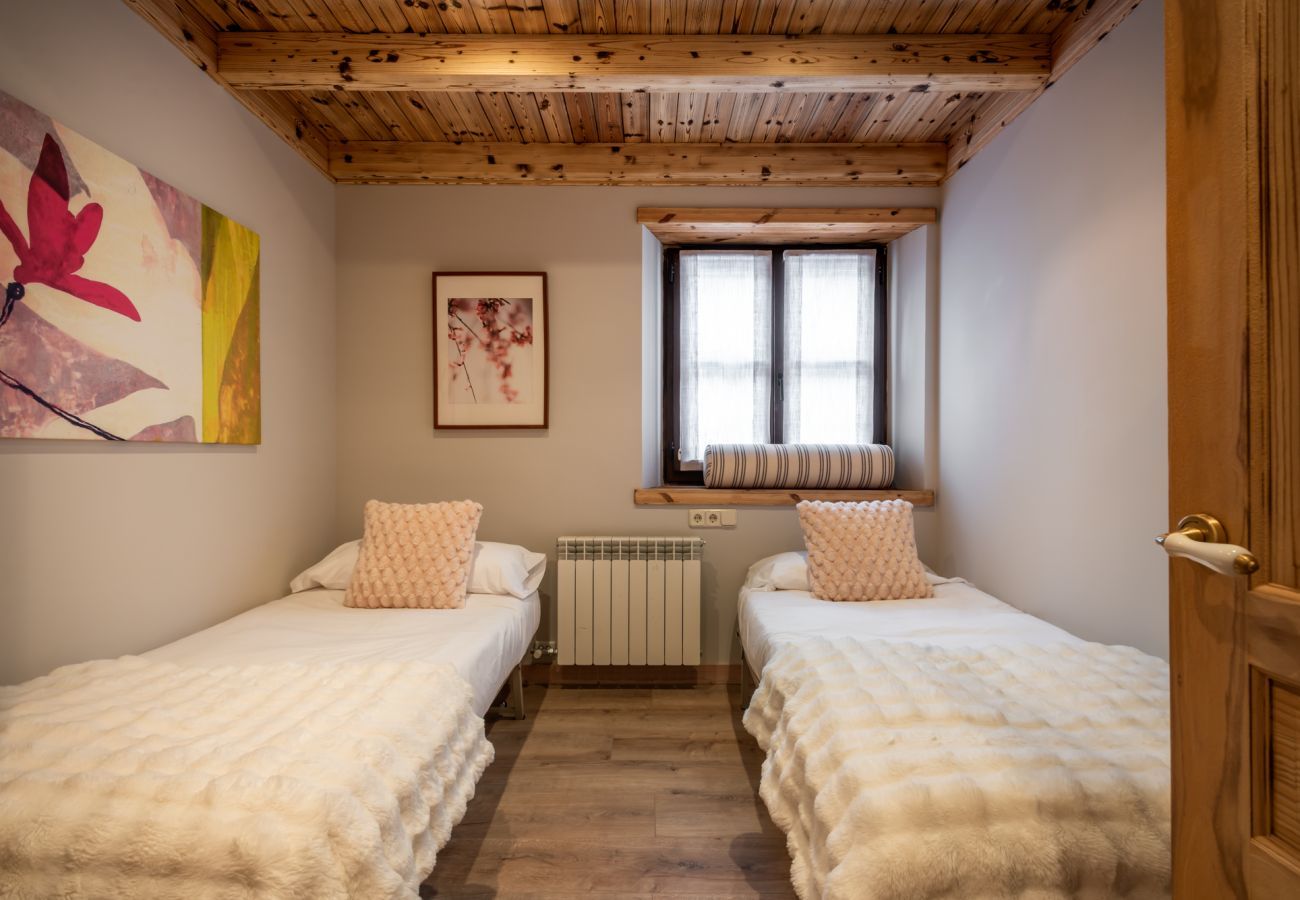 Apartment in Baqueira - Molieres by Totiaran