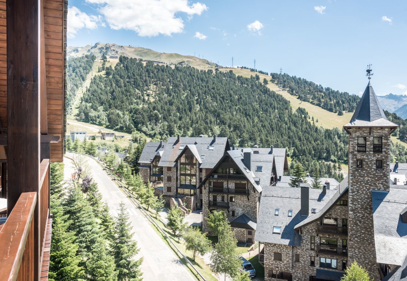 House in Baqueira - Casa Mont Romies by Totiaran