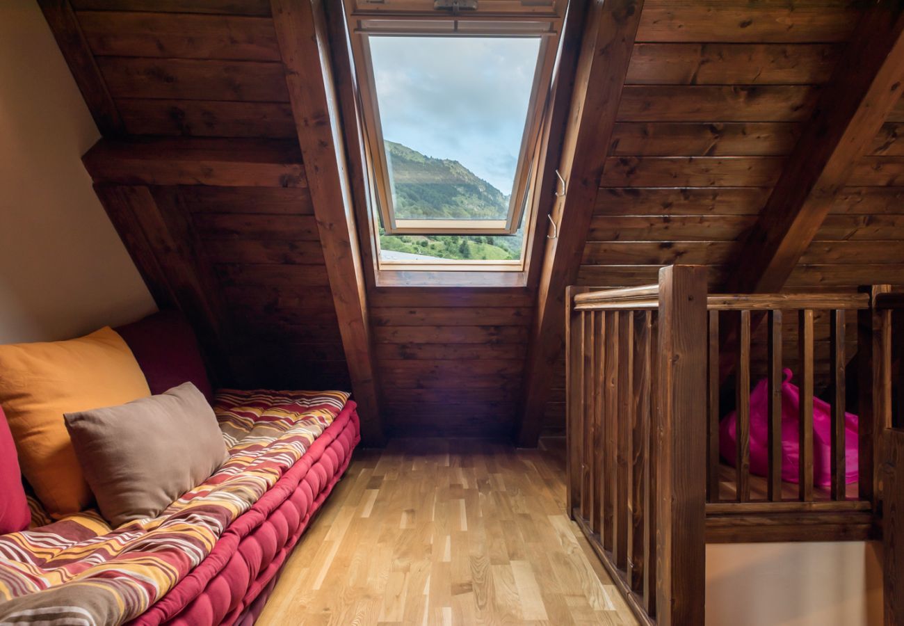 Apartment in Baqueira - Villena by Totiaran
