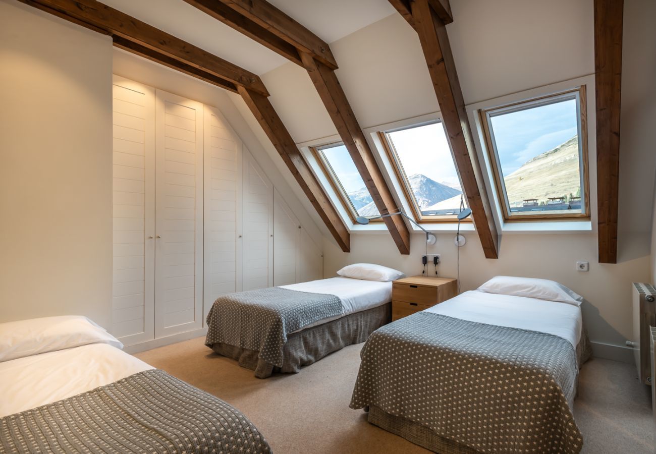 Apartment in Baqueira - Cabirol by Totiaran