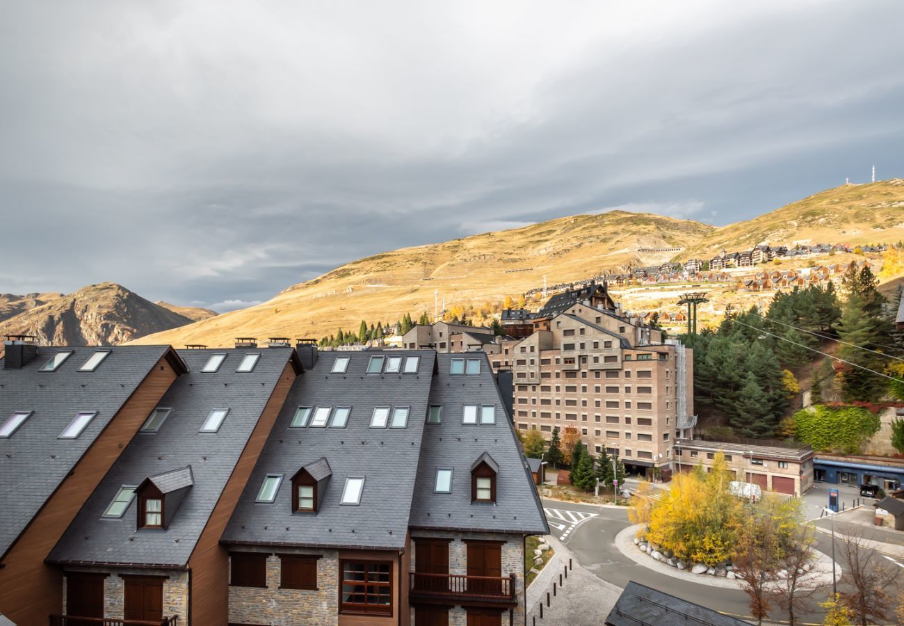 Apartment in Baqueira - Cabirol by Totiaran