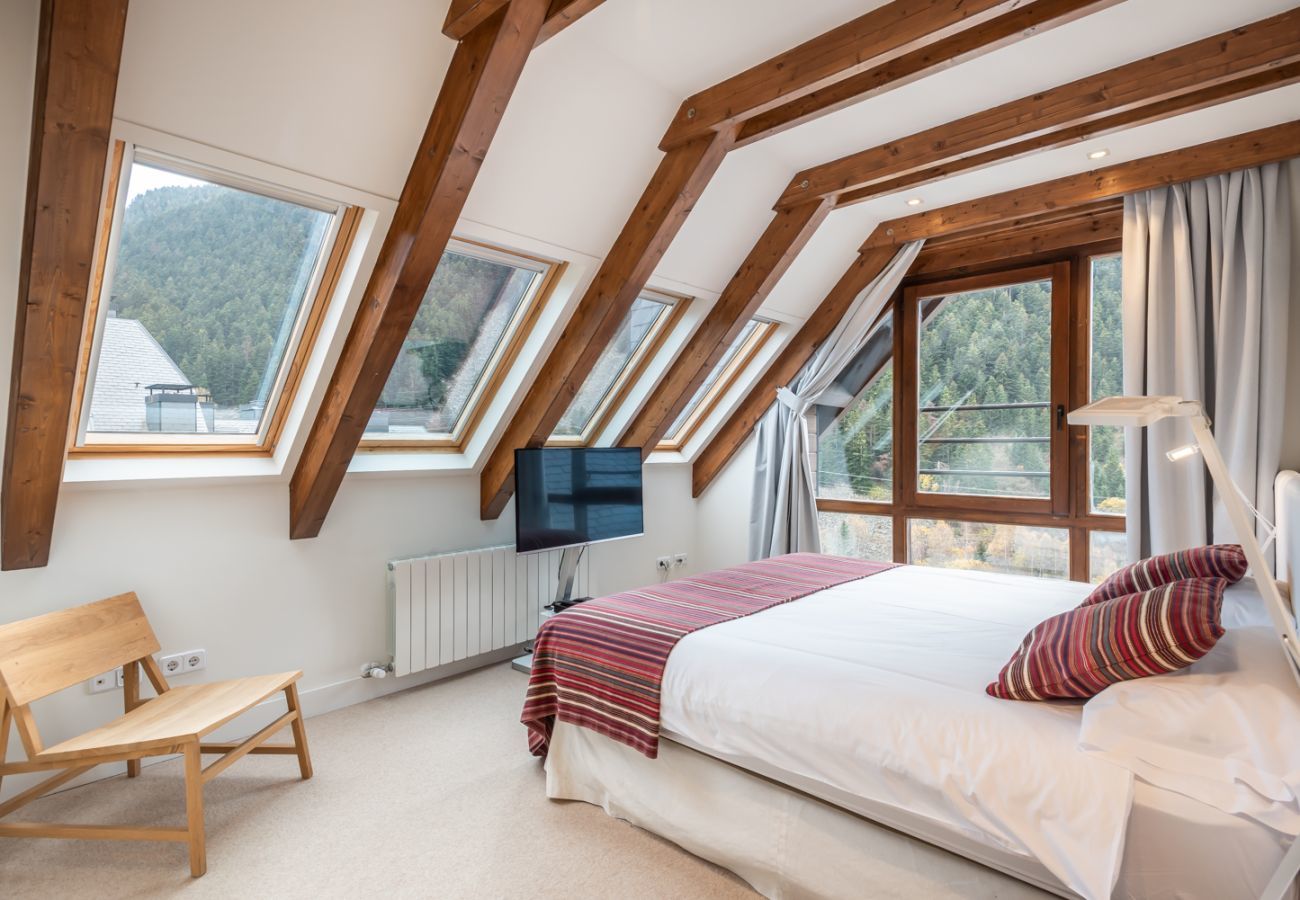 Apartment in Baqueira - Cabirol by Totiaran
