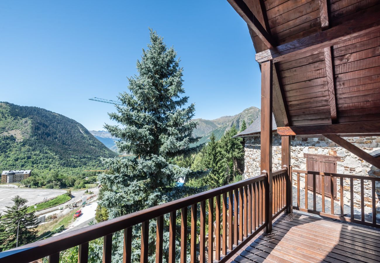House in Baqueira - Casa Blanhiblar by Totiaran