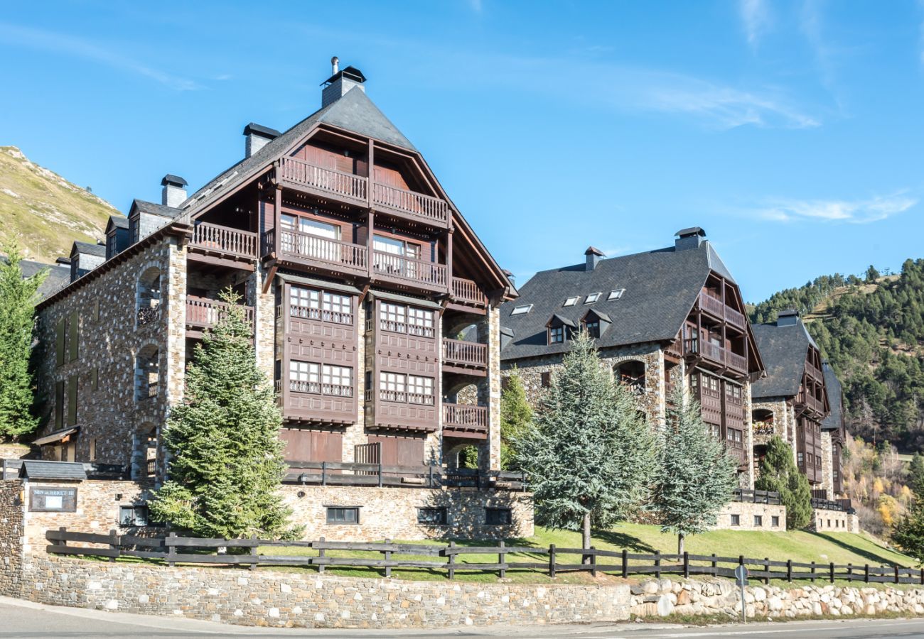 Apartment in Baqueira - Shivau by Totiaran