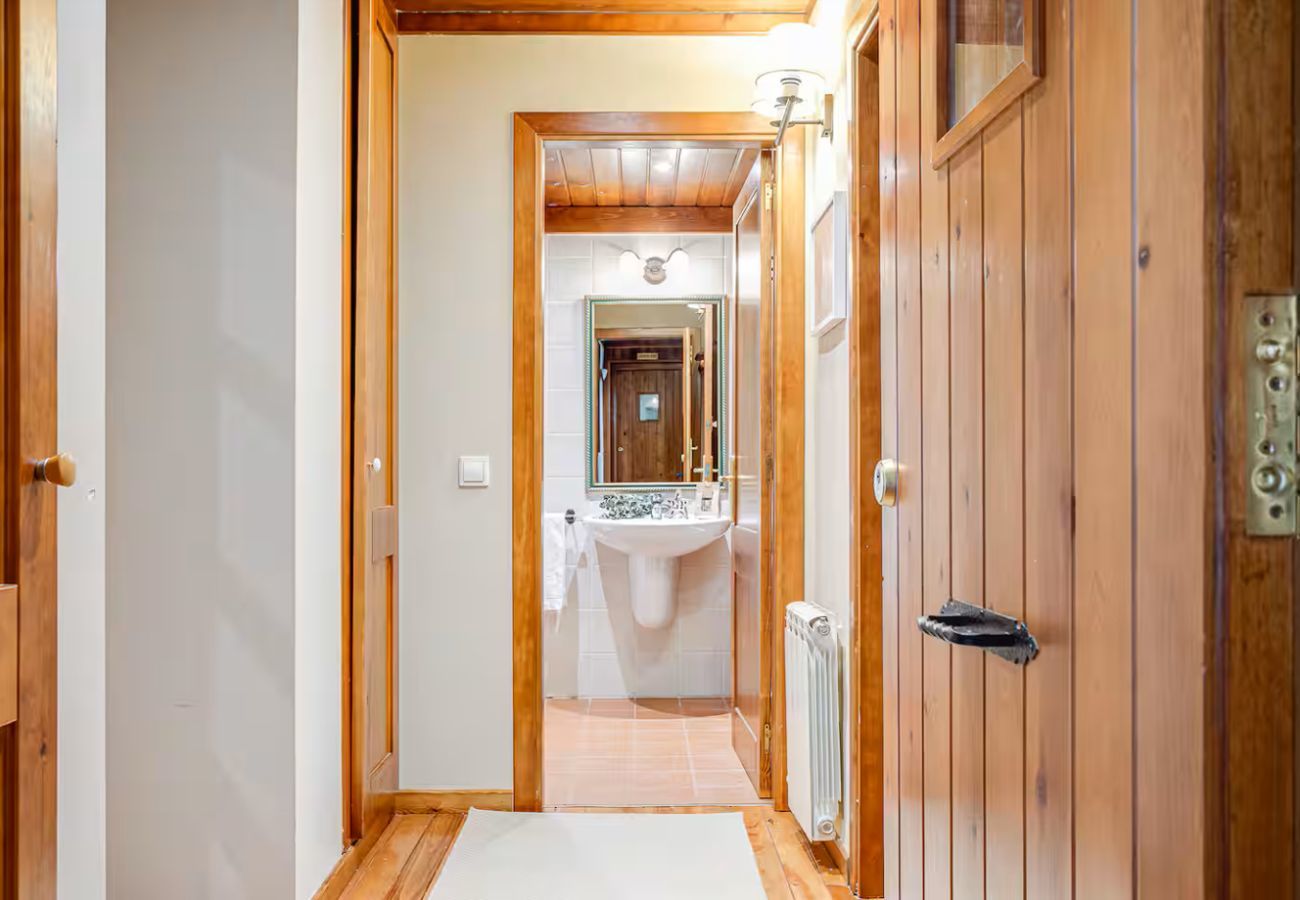Apartment in Baqueira - Roca Blanca by Totiaran