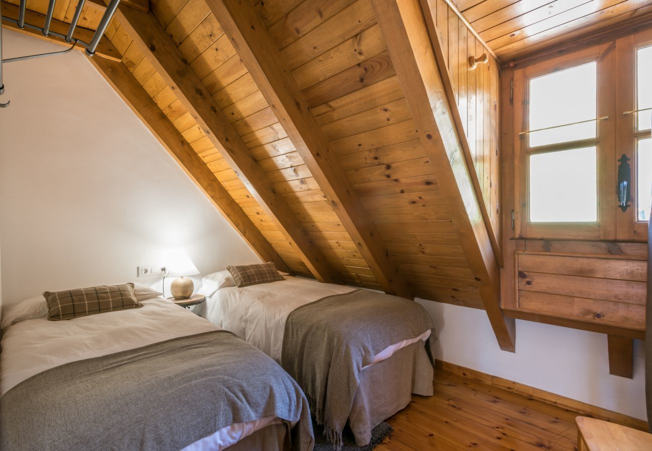 Appartement à Arties - Liat by Totiaran