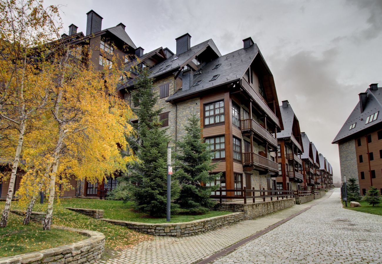 Location of apartment Molieres by Totiaran in Val de Ruda at the foot of the slopes
