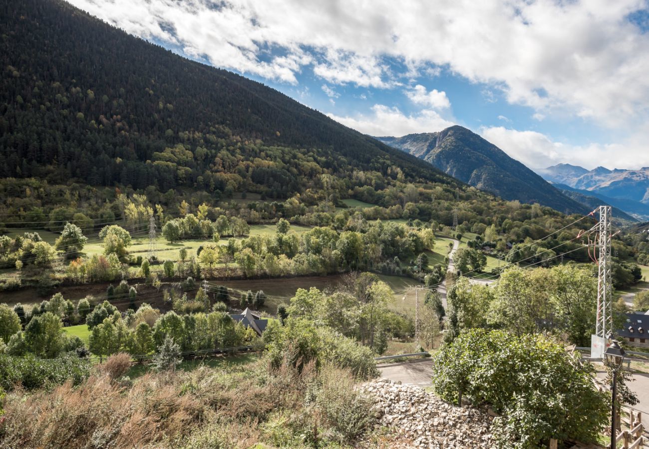 Casa Pujo de Totiaran, située à Salardu, à 5 km de Baqueira 1500